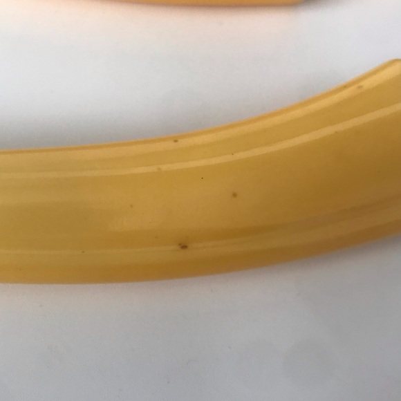 Vintage Westall Richardson Butterscotch Yellow Bakelite Carving - 3 PC Set - Picture 3 of 8